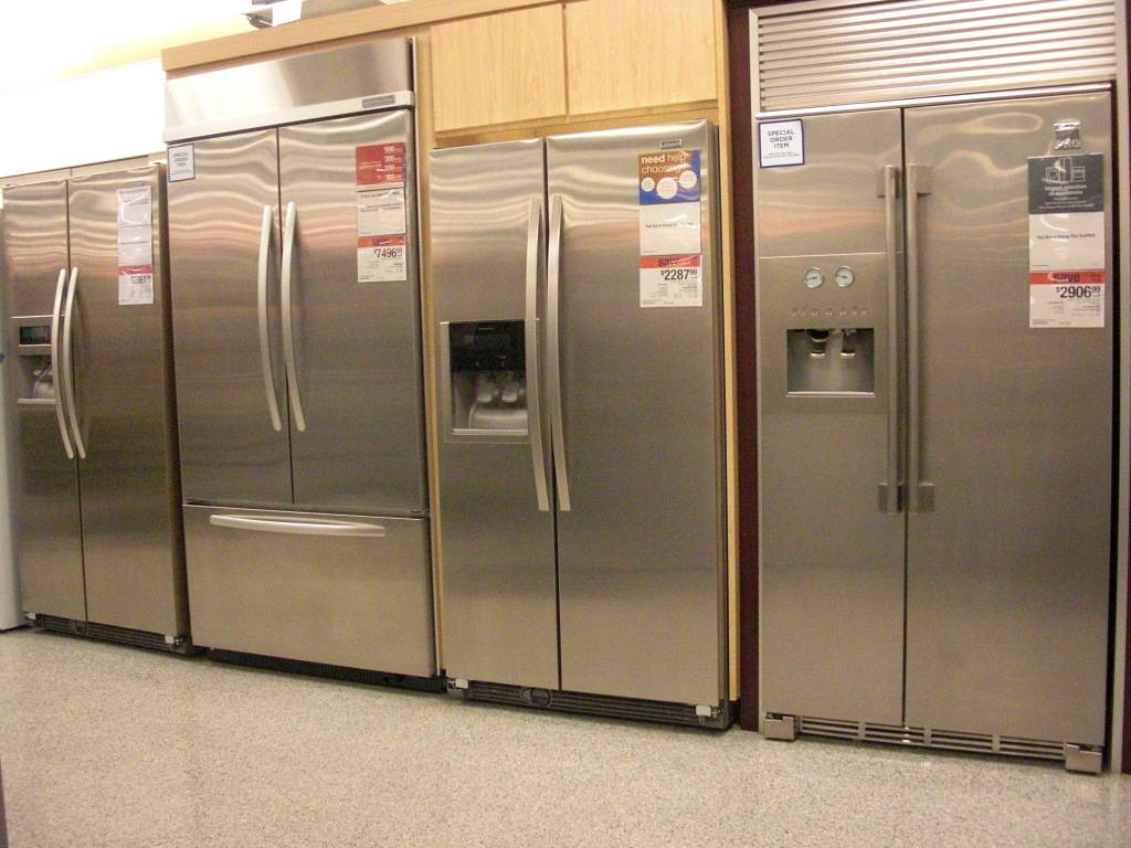 Refrigerators & Freezers Manufacturers & Supplies
